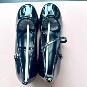 Black Patent Mary Jane Flats | Balletcore Shoes | Size 9